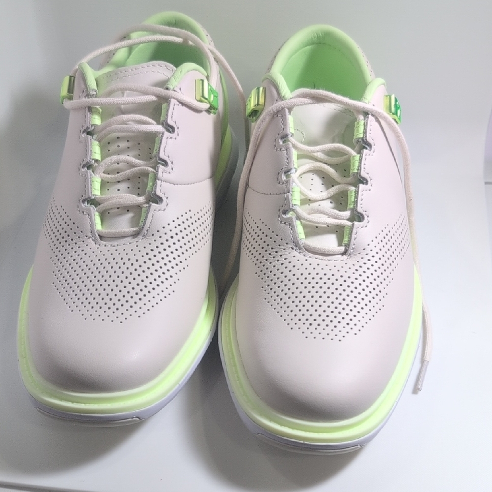 Nike Jordan Spikeless Golf Shoes Size 3.5 Mens